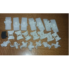 Mercedes W124 coupe Door moulding clips (22pcs)