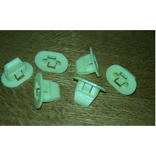 Subaru Forester 01-07 Internal plastic sill clips (6pcs)