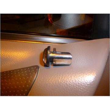 Ограничитель хода крышки перчаточного ящика, Lexus Rx 300/330/350 2003-2008