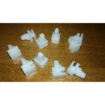 Montero 91-99 Rear bumper cover clip (10pcs)