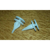 Toyota Alphard 03-08 Cowl panel clips (2pcs)