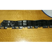 Bracket front bumper, Toyota Sienna 10-2020 (RH)